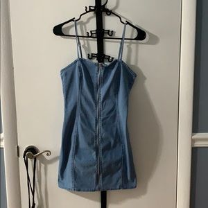 Little zip up stretchy “jean” dress